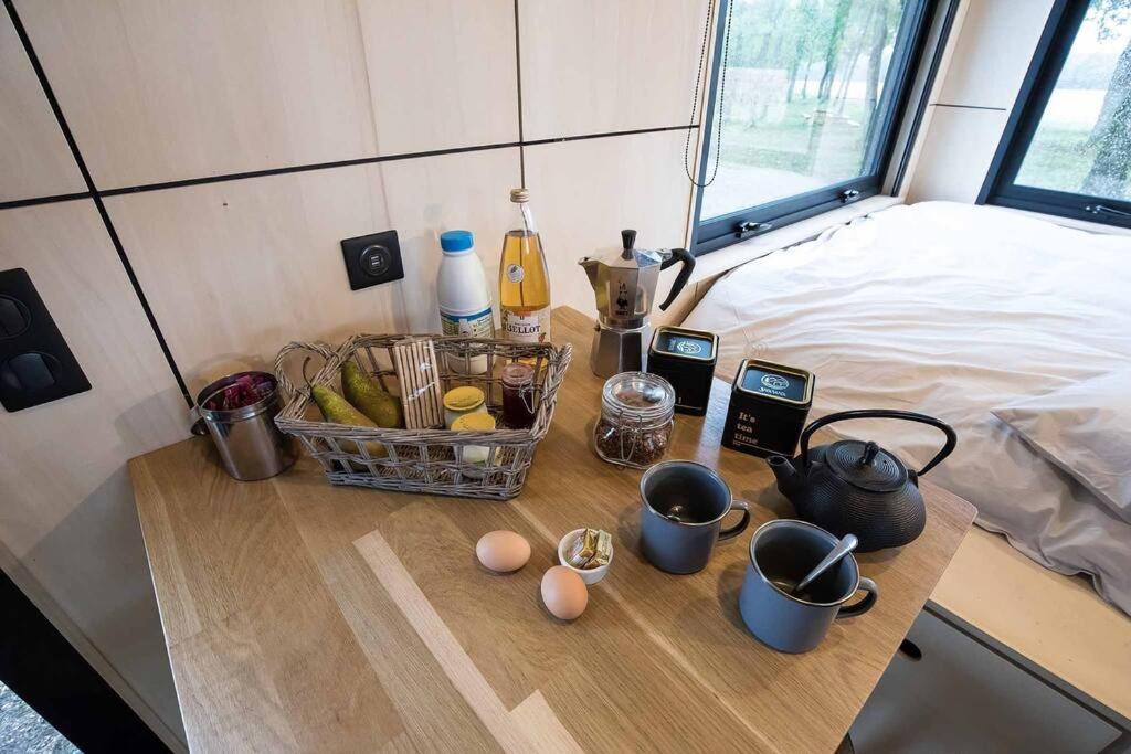 L'Envolee Ecolodge, Tiny House Au Coeur Des Vignes Loches-sur-Ource エクステリア 写真